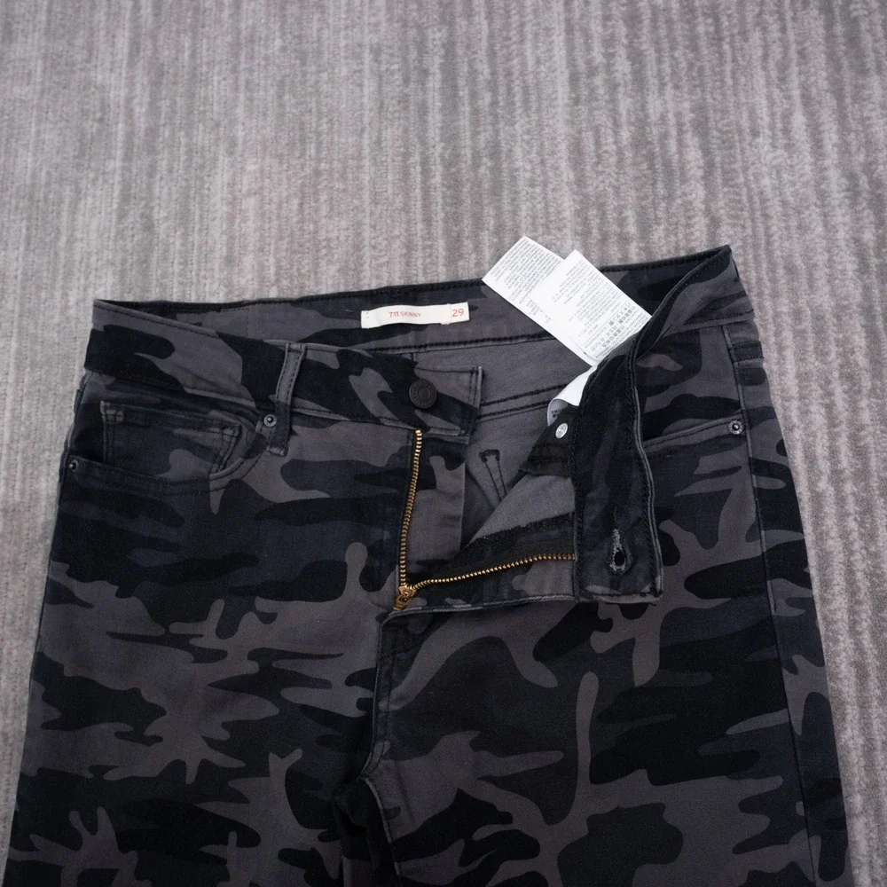 Levi's 711 Skinny Jeans Womens 29 Grey Camo Excellent Mid Rise Stretch Denim
